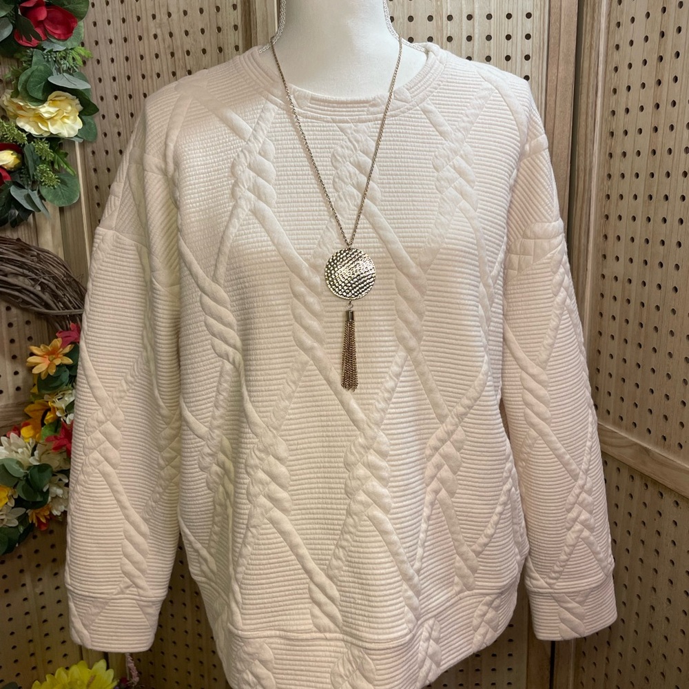 Cable & Gauge Studio Cream Textured Top